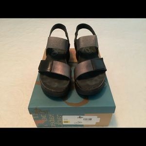 OTBT(Off The Beaten Path) Sandals
